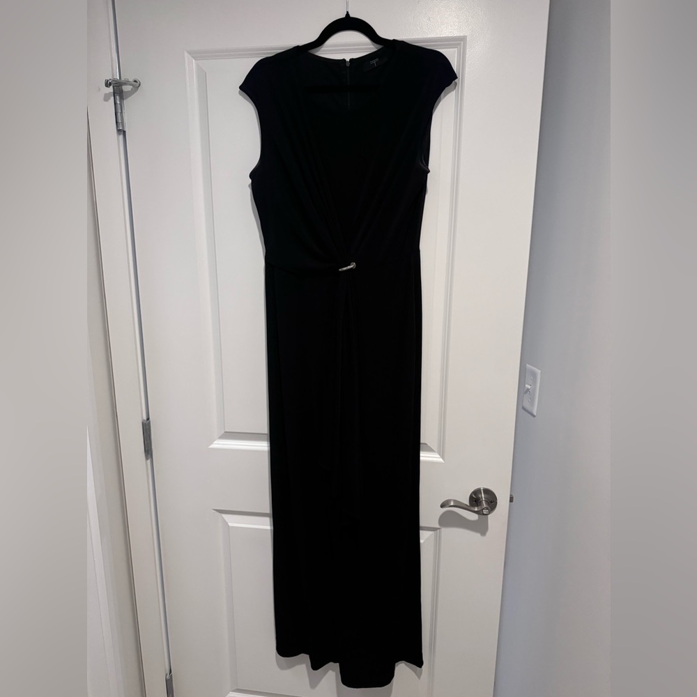 Tahari Jumpsuit Size L